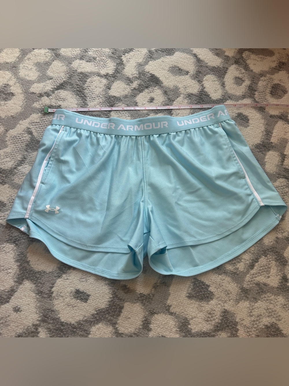 Under Armour Women’s Medium Light Blue Running Active Shorts Aqua Activewear